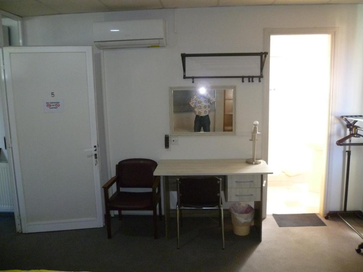Datacom Guest House นิโคเซีย ภายนอก รูปภาพ