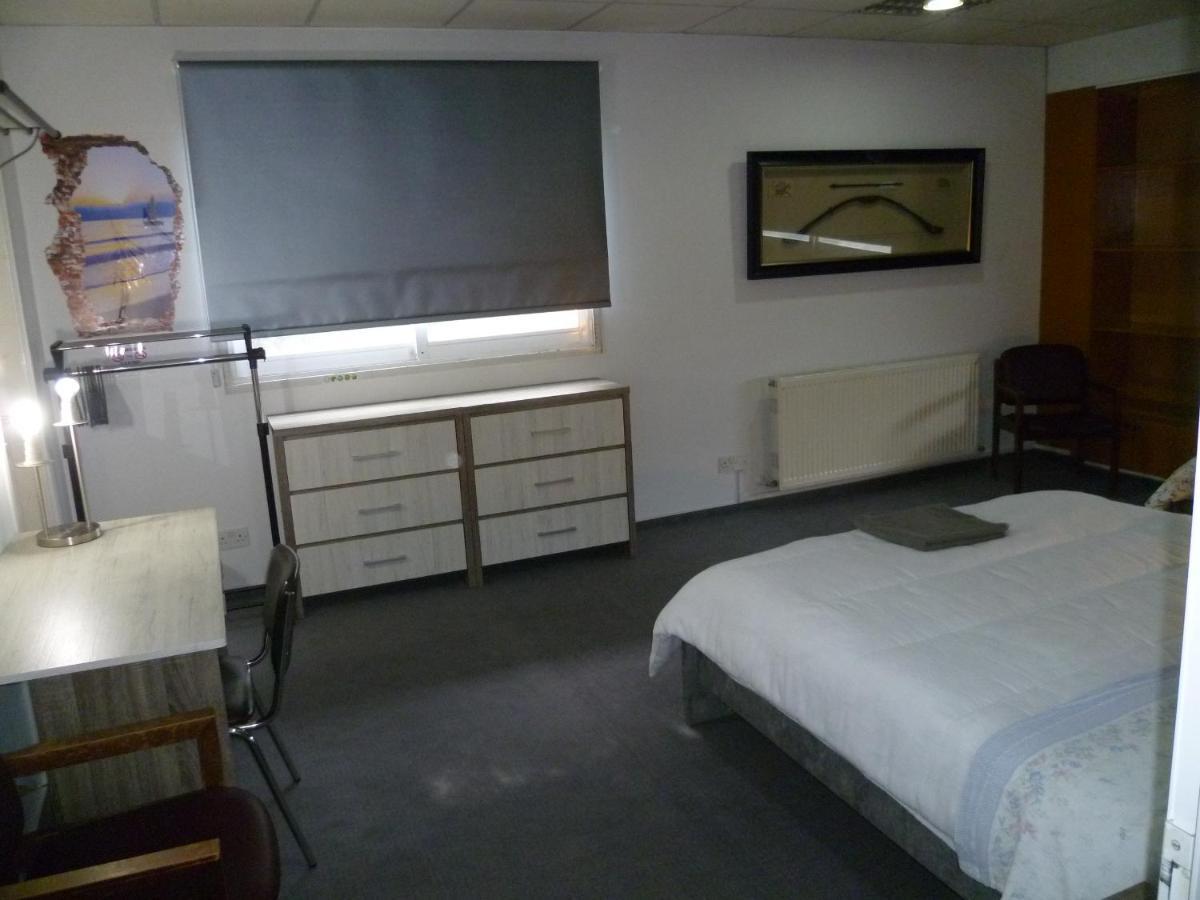 Datacom Guest House นิโคเซีย ภายนอก รูปภาพ